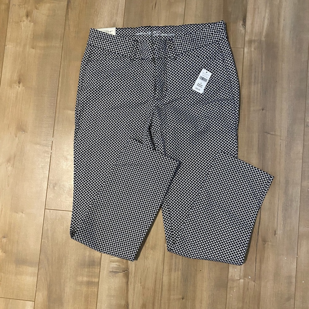 Slim city khaki
